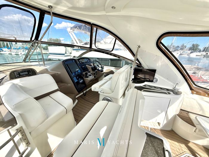 2008 Cruisers Yachts 420 Express Photo 47 of 176