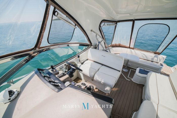 2008 Cruisers Yachts 420 Express Photo 55 of 176