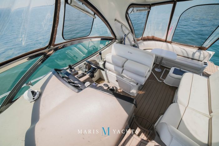 2008 Cruisers Yachts 420 Express Photo 57 of 176