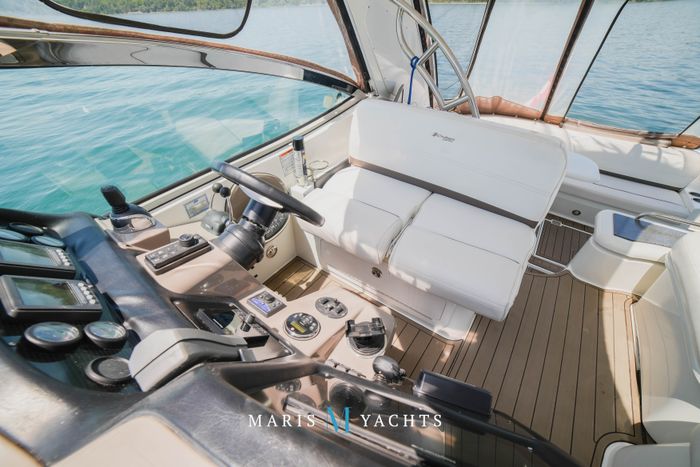 2008 Cruisers Yachts 420 Express Photo 60 of 176