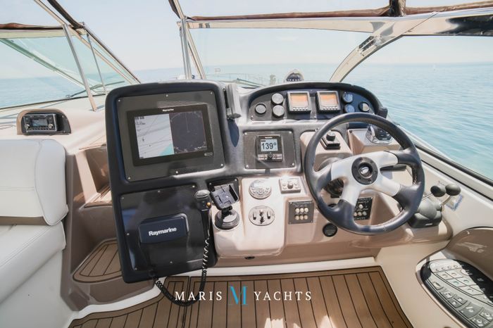 2008 Cruisers Yachts 420 Express Photo 65 of 176