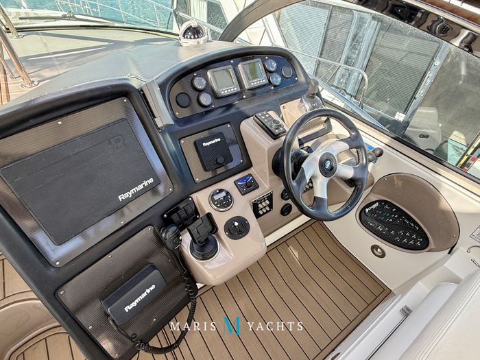 2008 Cruisers Yachts 420 Express Photo 70 of 176
