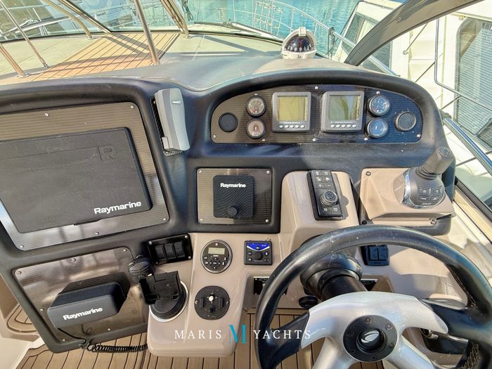 2008 Cruisers Yachts 420 Express Photo 80 of 176