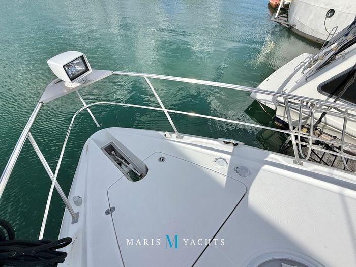 2008 Cruisers Yachts 420 Express Photo 103 of 176