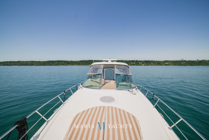 2008 Cruisers Yachts 420 Express Photo 107 of 176