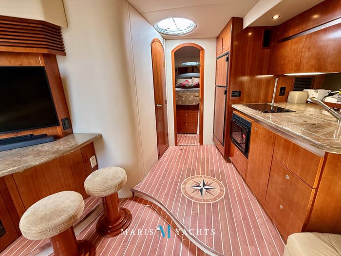 2008 Cruisers Yachts 420 Express Photo 121 of 176
