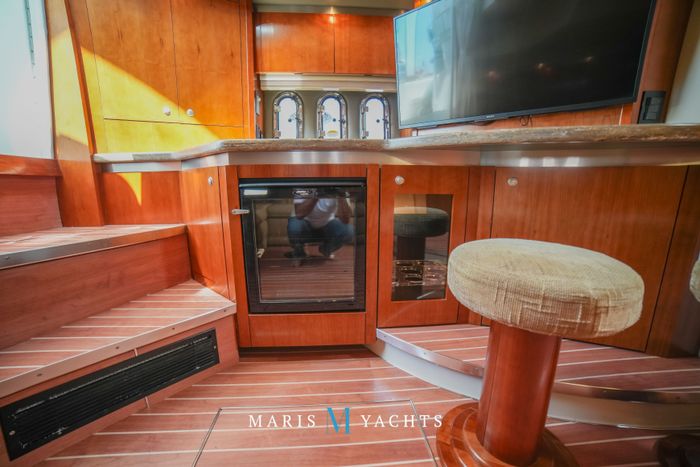 2008 Cruisers Yachts 420 Express Photo 125 of 176
