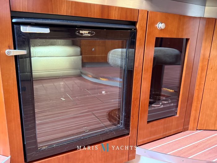 2008 Cruisers Yachts 420 Express Photo 126 of 176