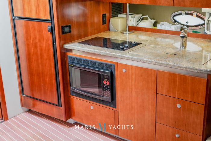 2008 Cruisers Yachts 420 Express Photo 132 of 176