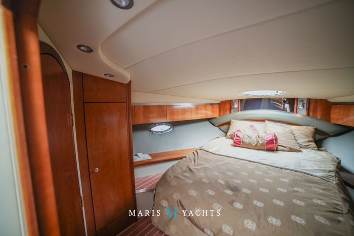 2008 Cruisers Yachts 420 Express Photo 150 of 176