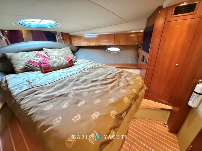 2008 Cruisers Yachts 420 Express Photo 153 of 176