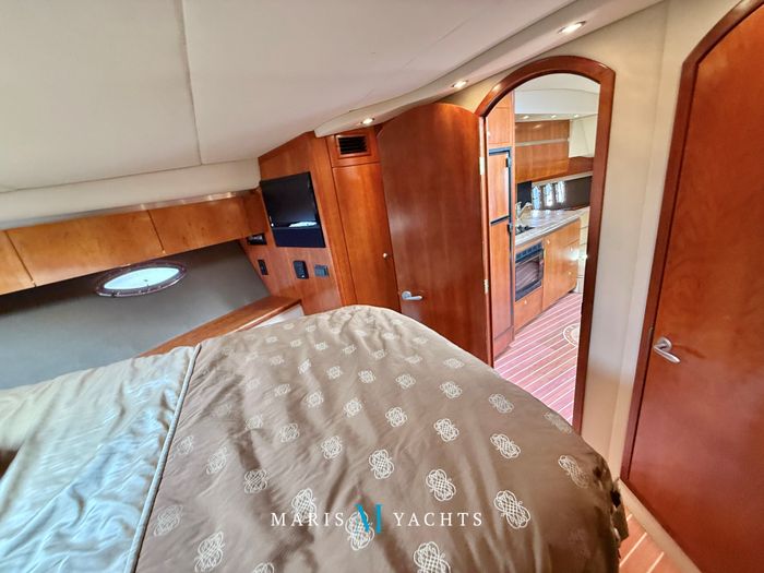 2008 Cruisers Yachts 420 Express Photo 155 of 176