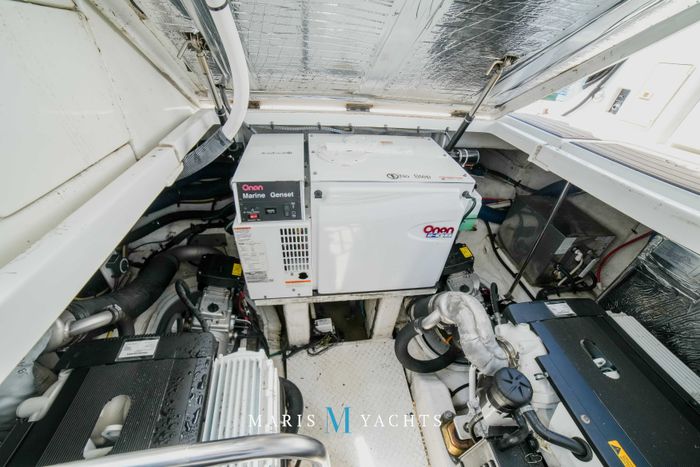 2008 Cruisers Yachts 420 Express Photo 167 of 176