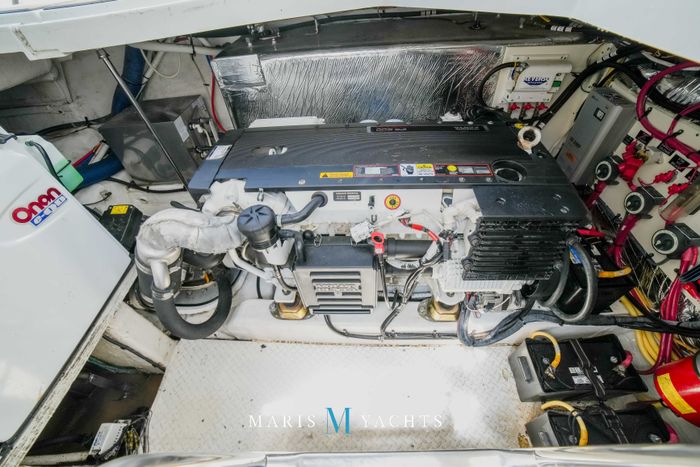 2008 Cruisers Yachts 420 Express Photo 170 of 176
