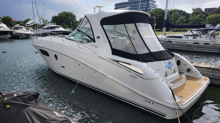 2011 Sea Ray 370 Sundancer Photo 1 of 31