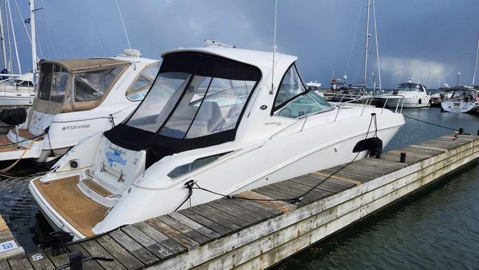 2011 Sea Ray 370 Sundancer Photo 2 of 31