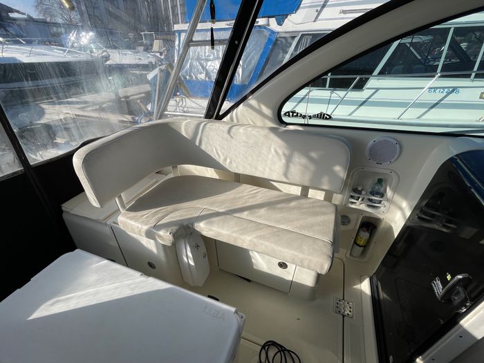 2005 Pursuit 3100 Offshore Photo 10 of 25