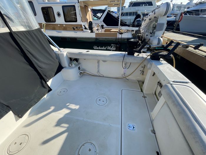 2005 Pursuit 3100 Offshore Photo 19 of 25