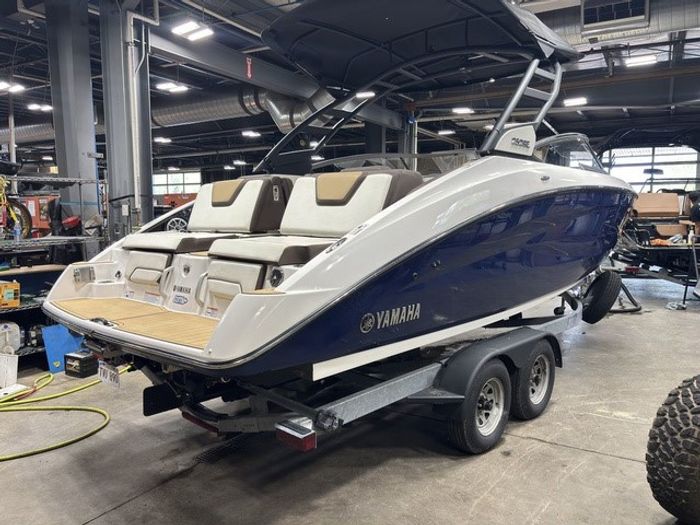 2021 Yamaha 252SE Photo 4 of 47