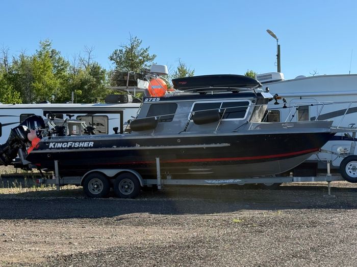 2011 KingFisher 2725 Weekender Photo 4 of 4