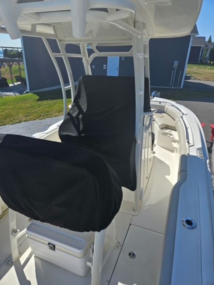 2023 Boston Whaler 230 Outrage Photo 7 sur 12