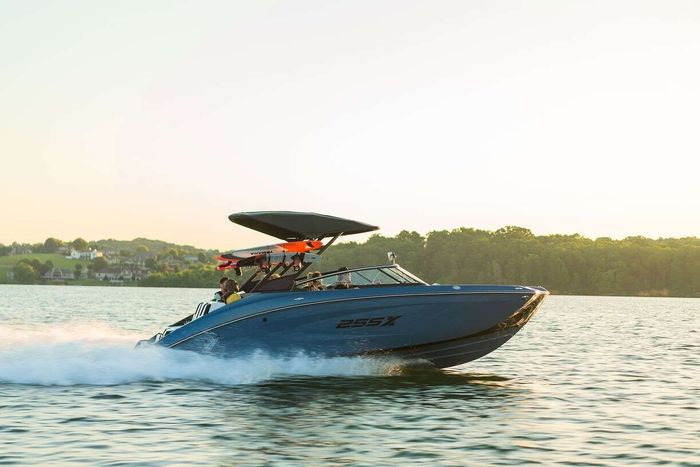2023 Yamaha 255XD Trailer Included | 40Hrs Photo 11 of 17