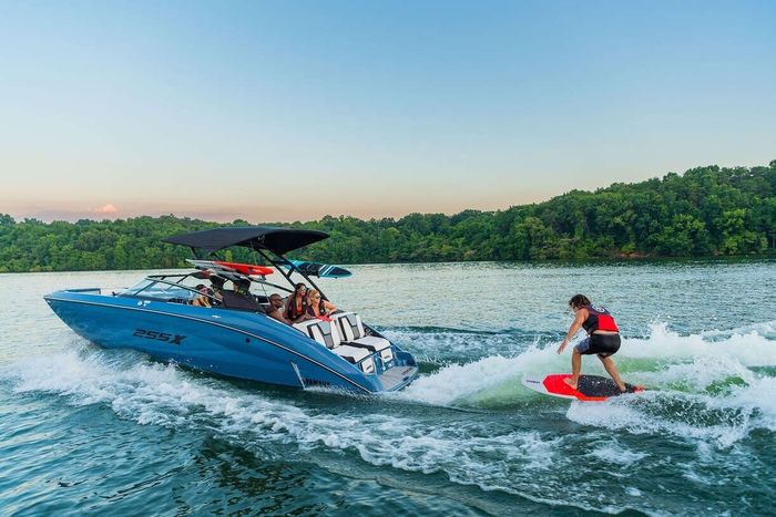 2023 Yamaha 255XD Trailer Included | 40Hrs Photo 12 of 17