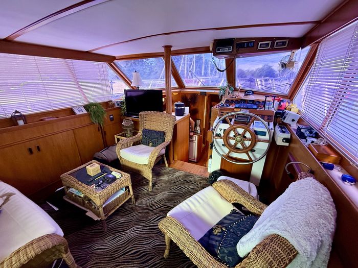 1986 President 37  Aft Cabin Photo 29 of 67