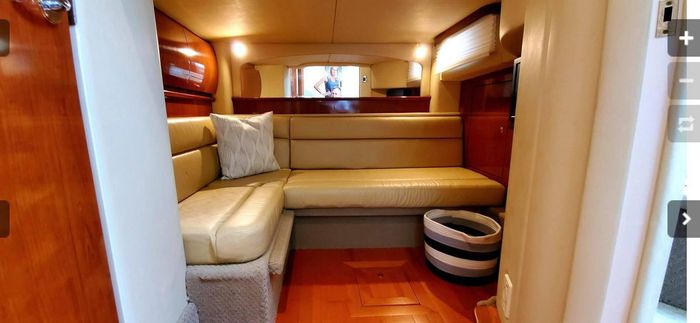 2003 Sea Ray Sundancer 420 Photo 12 of 14