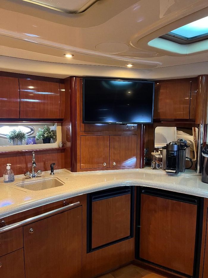 2003 Sea Ray Sundancer 420 Photo 8 of 14