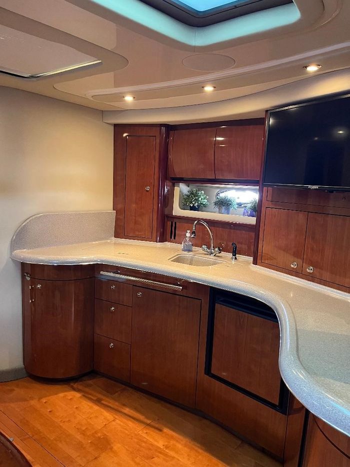 2003 Sea Ray Sundancer 420 Photo 10 of 14