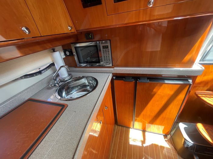 2004 Regal 4260 Commodore Photo 52 sur 64