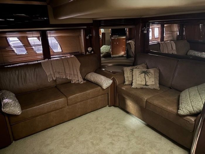 2008 Sea Ray 52 Photo 11 of 17