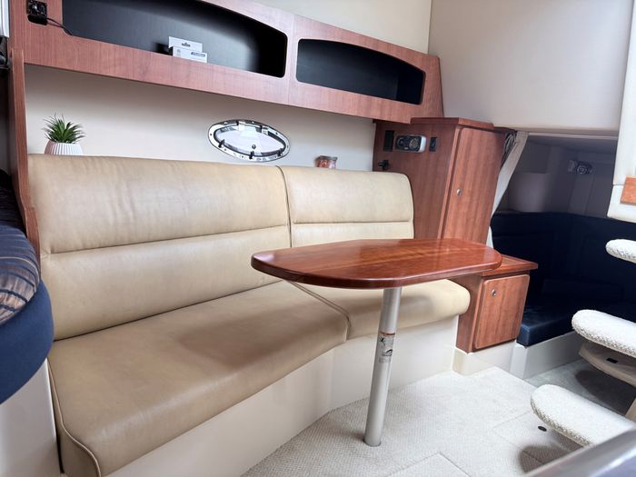 2009 Cruisers Yachts 300 CXI Express Photo 26 sur 31