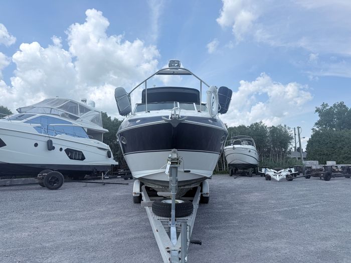 2009 Cruisers Yachts 300 CXI Express Photo 3 sur 31