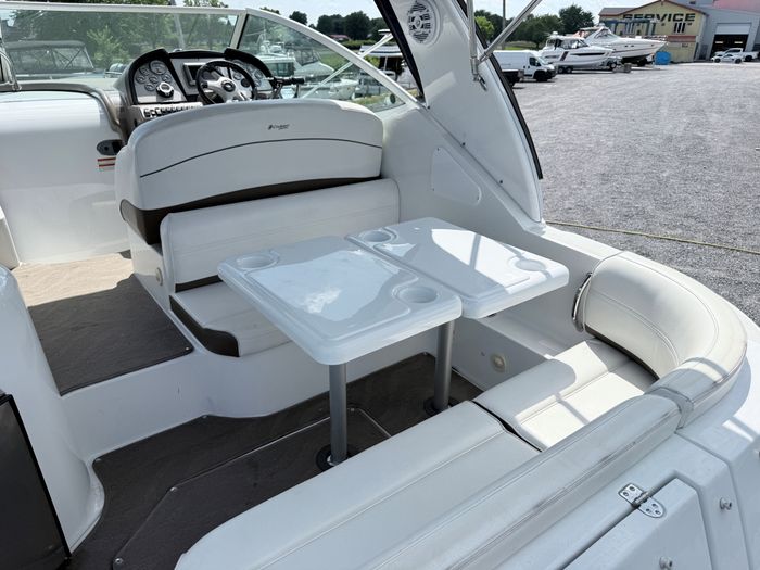 2009 Cruisers Yachts 300 CXI Express Photo 7 sur 31