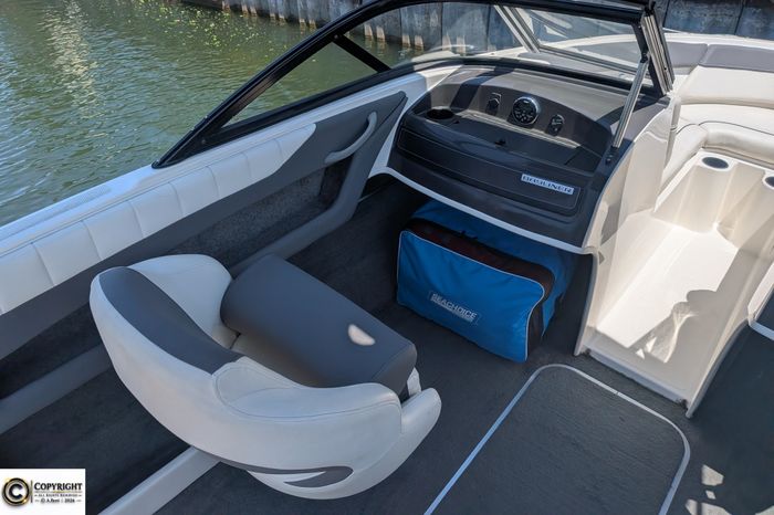 2018 Bayliner 185 BR Photo 16 sur 38