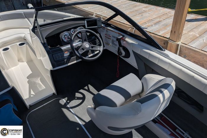 2018 Bayliner 185 BR Photo 22 sur 38