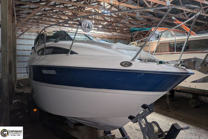 2007 Bayliner 245 Photo 5 sur 59