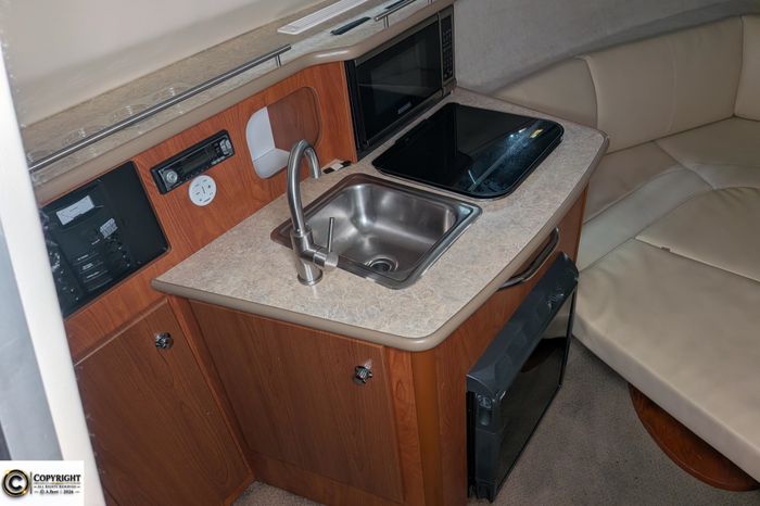2007 Bayliner 245 Photo 36 sur 59