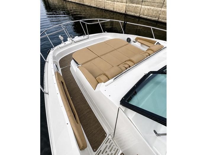 2018 Sea Ray Sudancer 320 Photo 17 of 32
