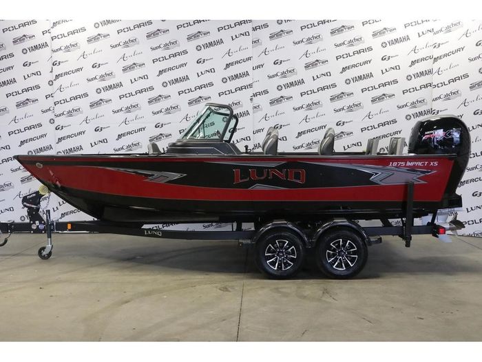 2026 Lund 1875 Impact XS sport+ MERCURY 150 HP & Remorque Photo 2 sur 23