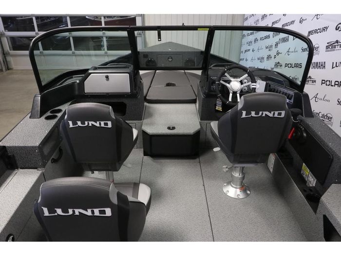 2026 Lund 1875 Impact XS sport+ MERCURY 150 HP & Remorque Photo 6 sur 23