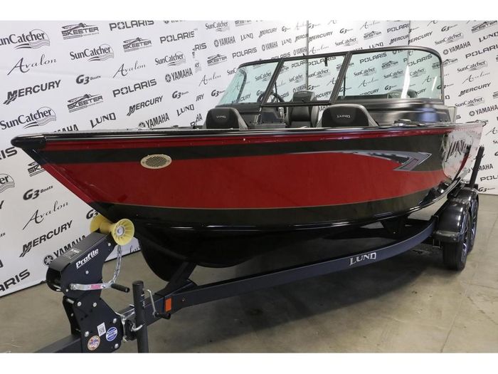 2026 Lund 1875 Impact XS sport+ MERCURY 150 HP & Remorque Photo 4 sur 23