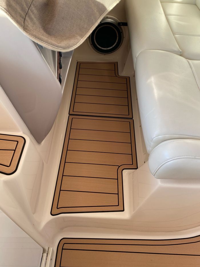 2006 Rinker 342 Fiesta Vee Photo 5 sur 7