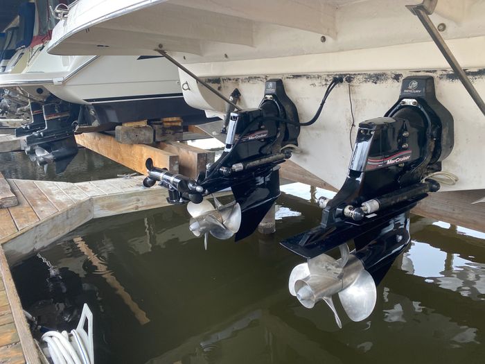 2006 Rinker 342 Fiesta Vee Photo 7 sur 7