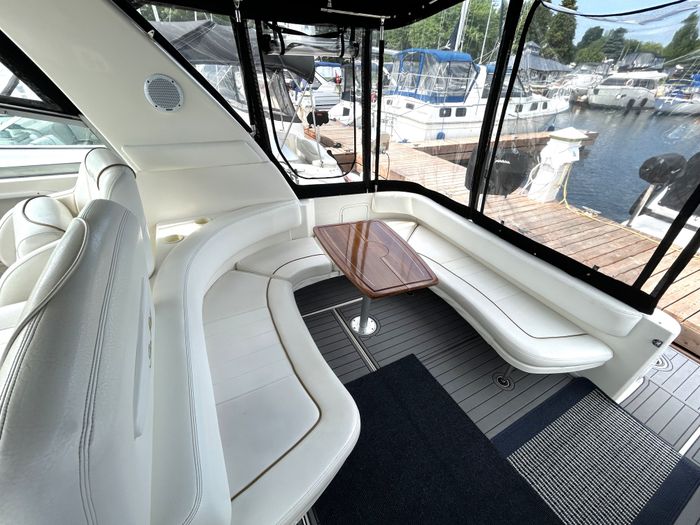 1999 Sea Ray 310 Sundancer Photo 8 of 19