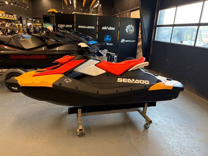 2026 Sea-Doo Spark Base 2up 60HP BEST VALUE ON WATER Photo 6 of 7