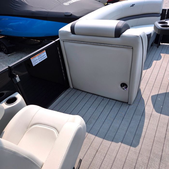 2025 Starcraft EX 20 Q DH W/115 HP YAMAHA Photo 6 of 8