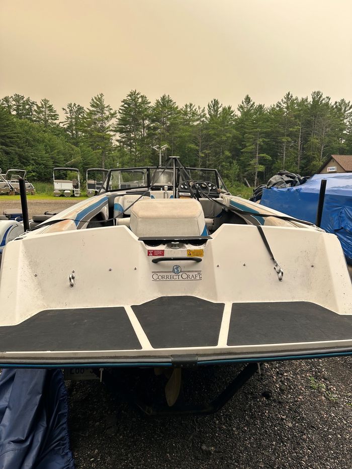 1992 Nautique Correct Craft Photo 2 sur 5